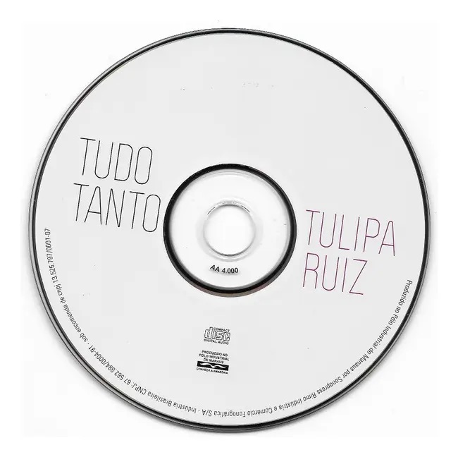 Tulipa Ruiz - Tudo Tanto encarte