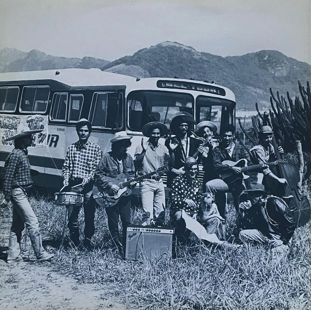 João Penca e Seus Miquinhos Amestrados - Cem Anos De Rock'N'Roll encarte