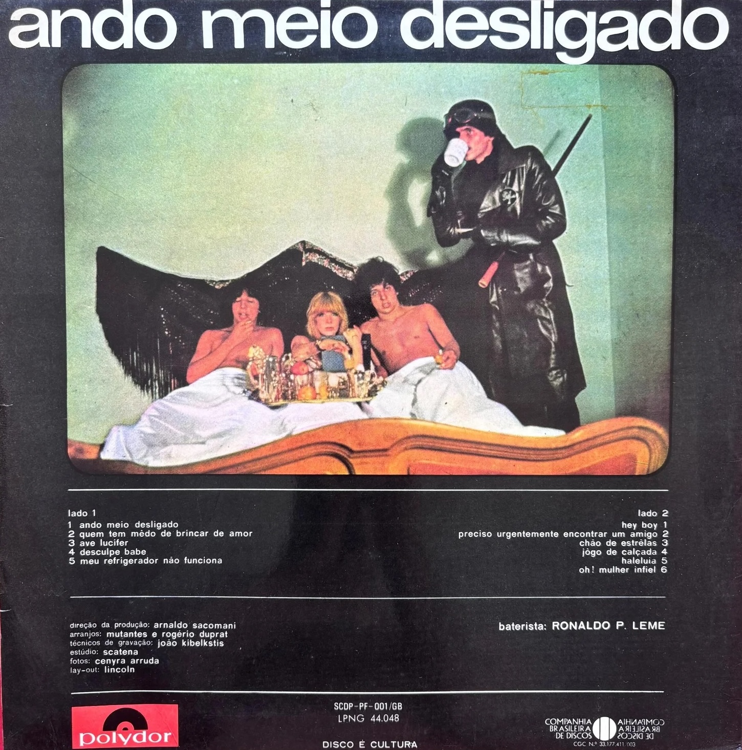 Os Mutantes - A Divina Comédia Ou Ando Meio Desligado encarte