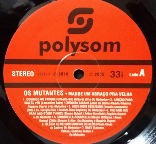 Os Mutantes - Mande Um Abraço Pra Velha encarte