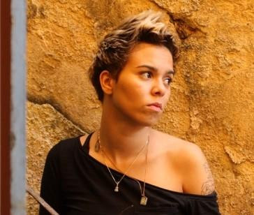 A 1675469 1271136232